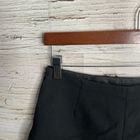 Ochirly black shorts size medium - Picture 3 of 11